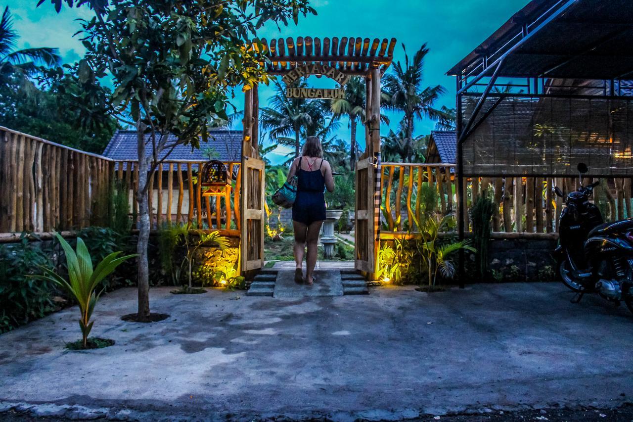 Mertasari Bungalows Ped Dış mekan fotoğraf
